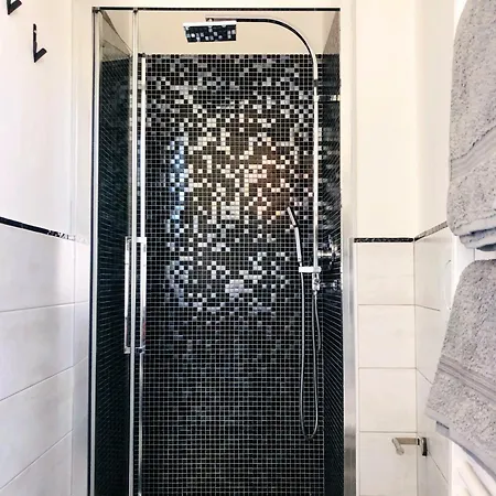 Via Emilia House - By Aydeshouse Appartement Bologne