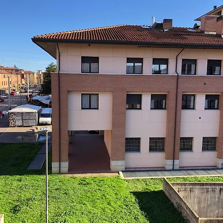 アパート Via Emilia House - By Aydeshouse *